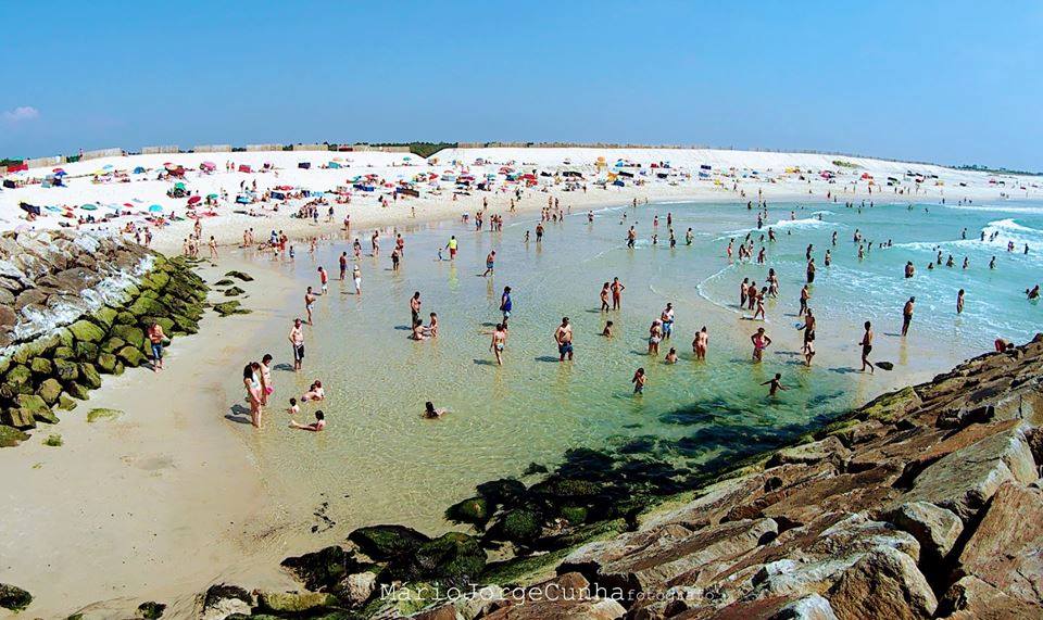 Neste verão, os israelitas levam-nos à praia