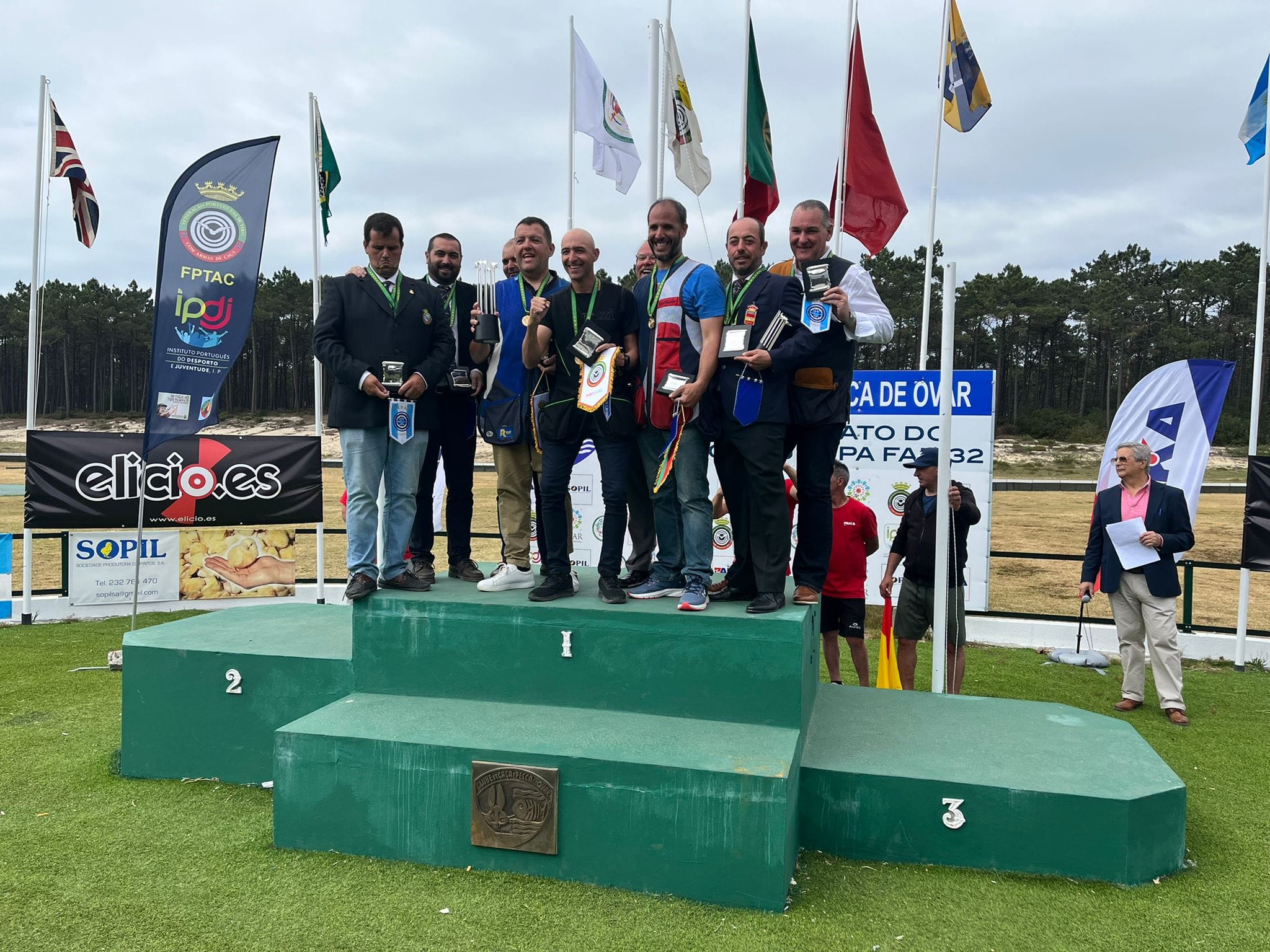 Clube de Caça e Pesca consagra Campeões da Europa e do Mundo