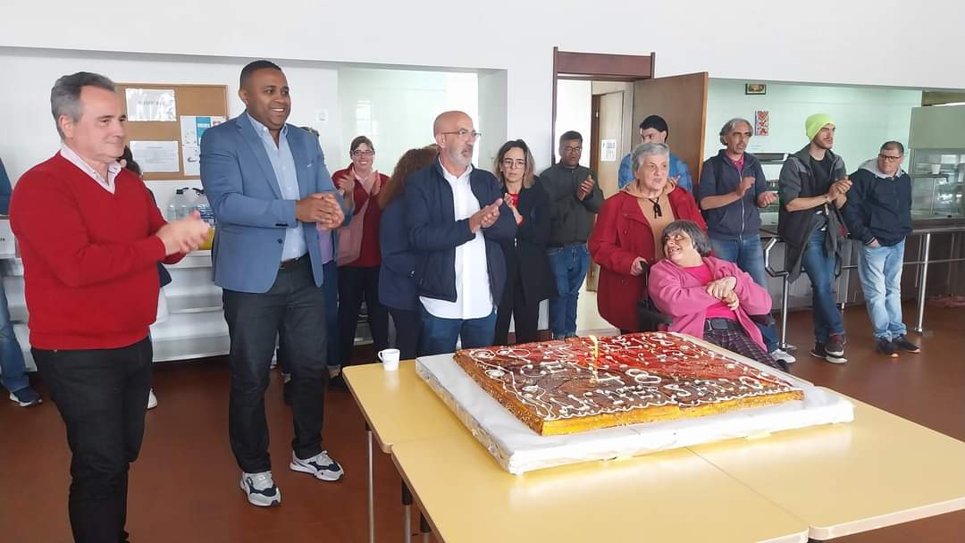 Jorge Andrade canta os Parabéns à Cercivar