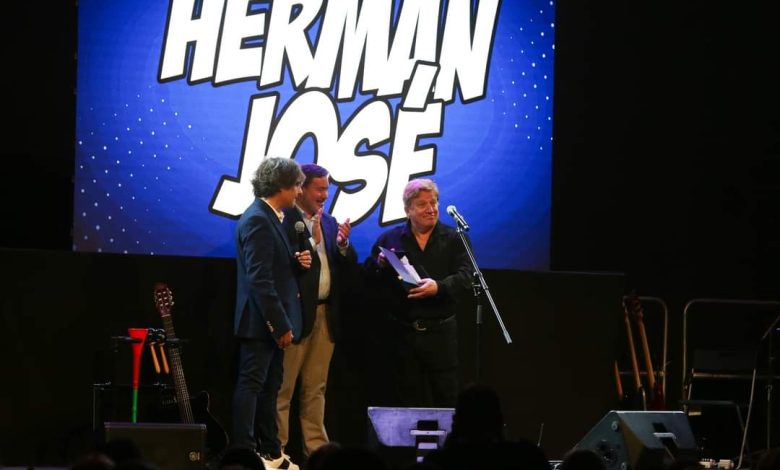 Herman José distinguido com prémio de Mérito e Excelência do “Gargalhão”