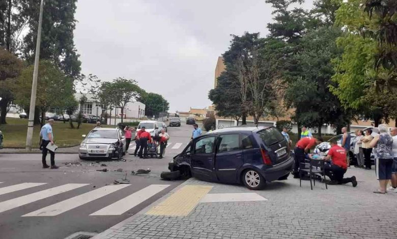 Colisão entre viaturas com feridos corta estrada ao trânsito