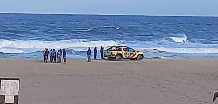 Naufrágio de embarcação na praia da Torreira