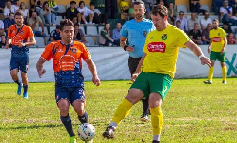 Canarinhos e Corvos anularam-se no arranque da 1.ª Divisão Distrital de Aveiro