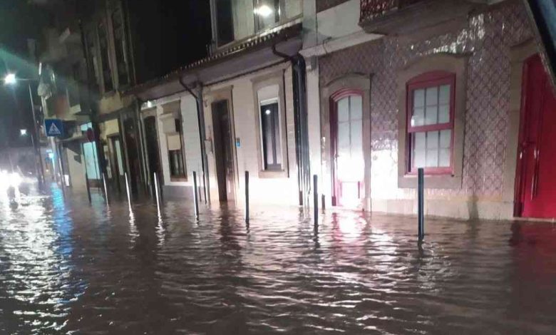 Chuva intensa provoca várias inundações em Ovar