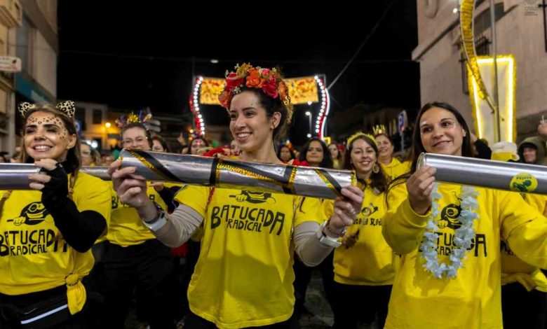 Portugueses e brasileiros preparam Carnaval 2025 em Portugal