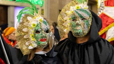 No Carnaval de Ovar, o dominó faz sempre parte do jogo