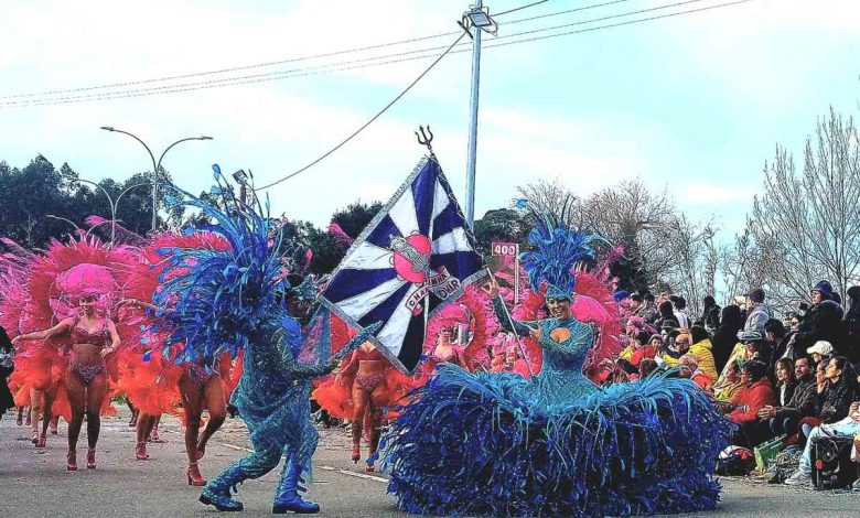 Vota na tua Escola de Samba preferida do Carnaval de Ovar 2025