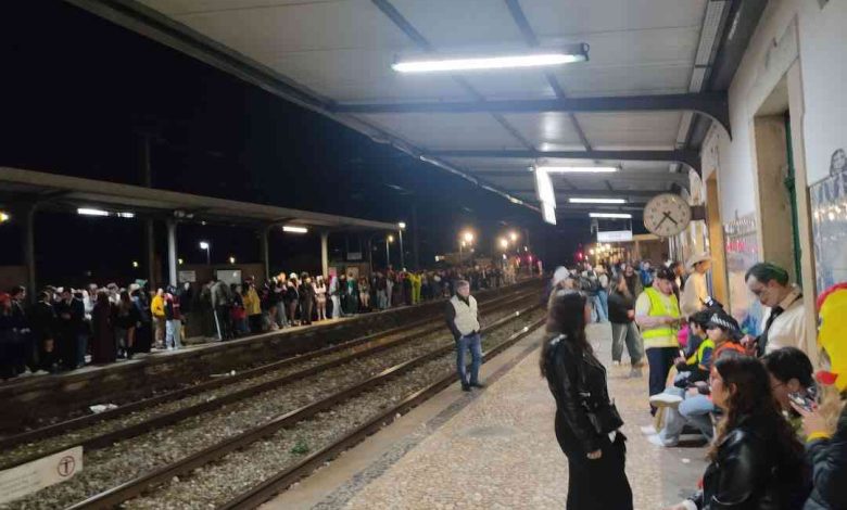 Noite Mágica: “Não cabe mais ninguém na plataforma!”